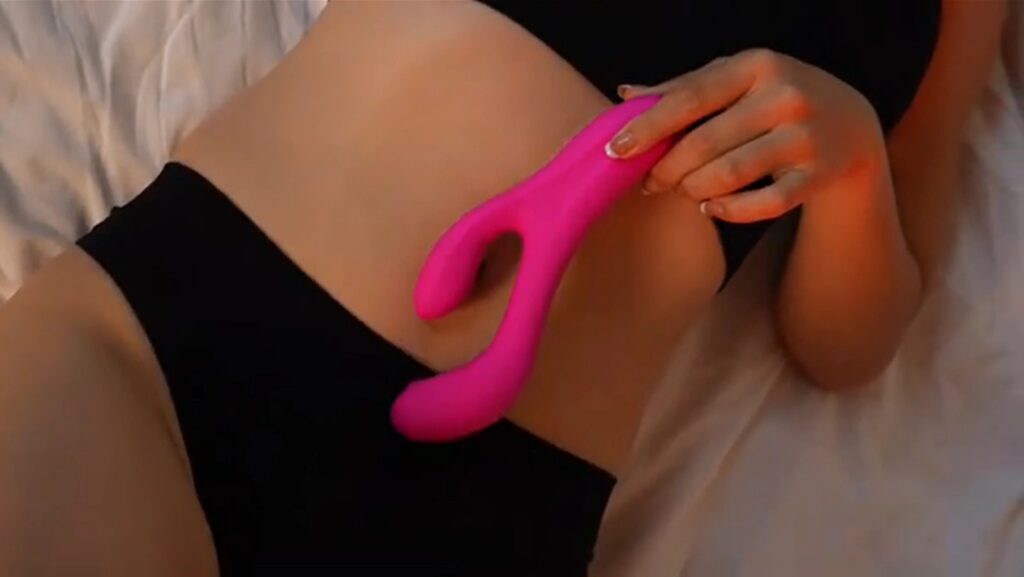 Lovense Osci 3 rabbit vibrator